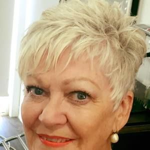 Meet your Posher, Jillian